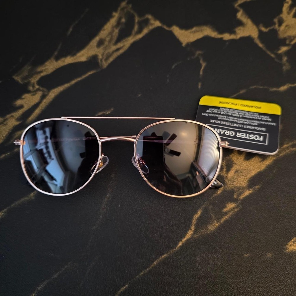 Foster Grant Gold Aviator Sunglasses Classic Metal Frame NWT